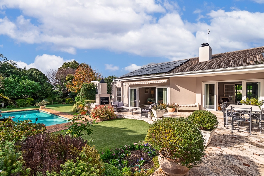 4 Bedroom Property for Sale in Constantia Western Cape